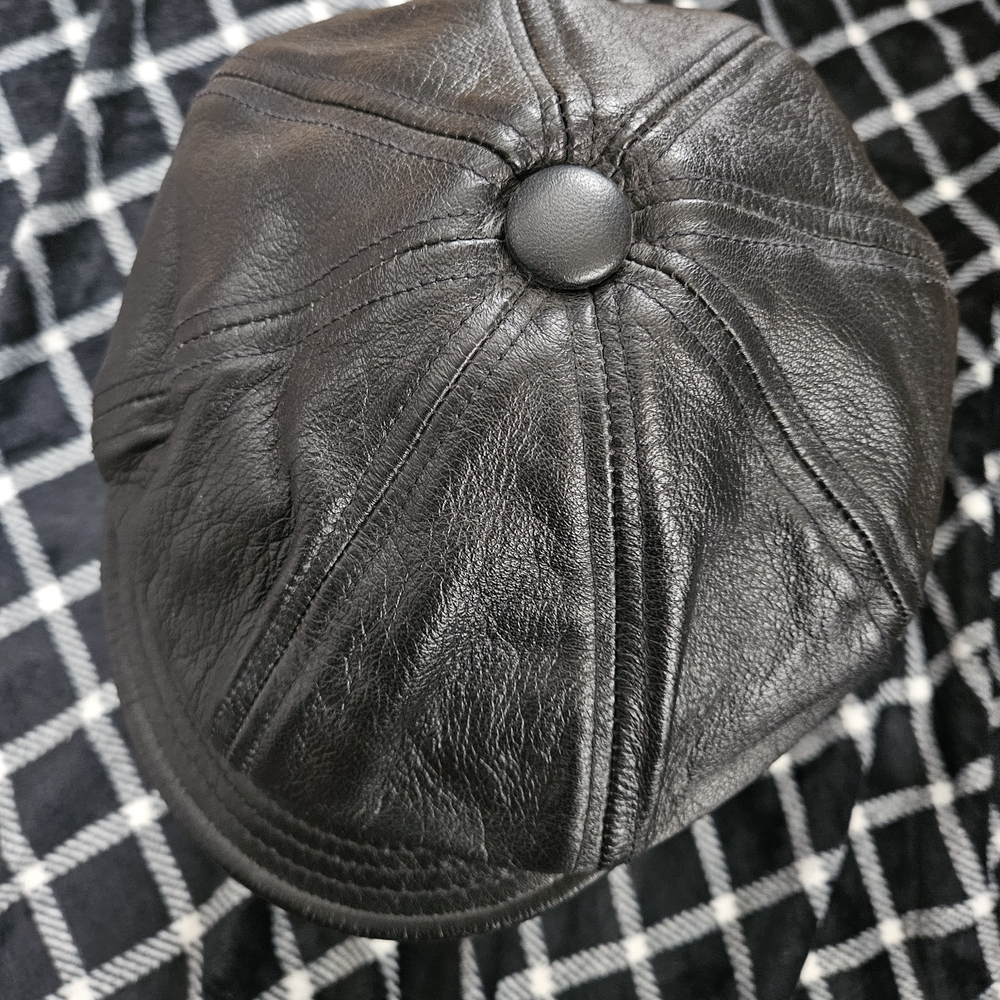 Vintage Genuine Lambskin Leather Black Newsboy Hat